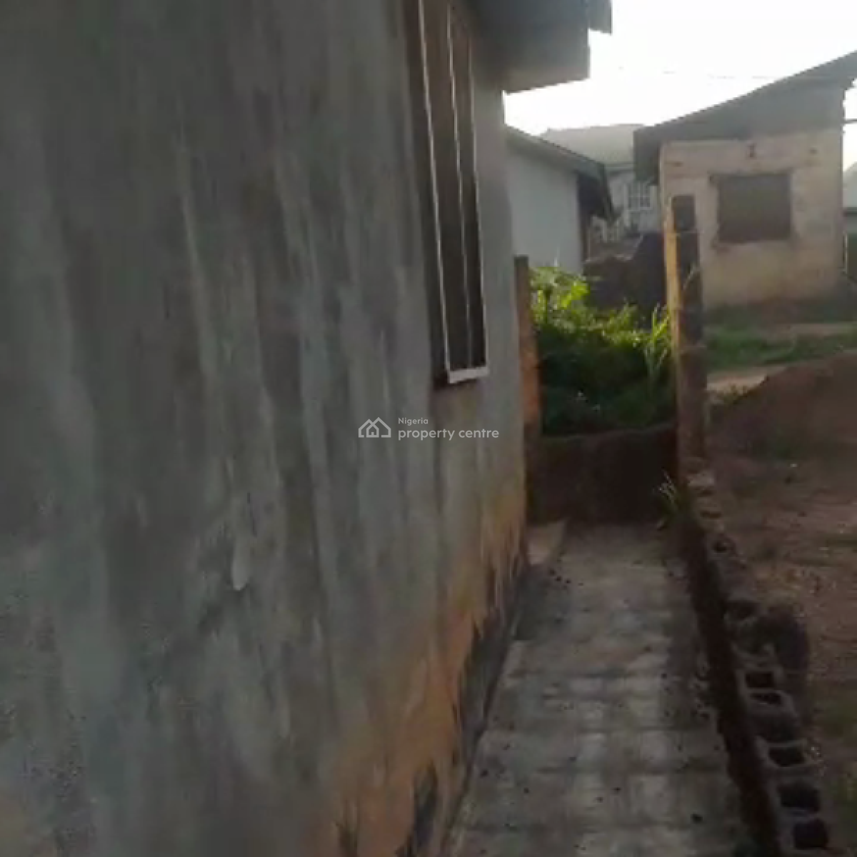 3 Bedroom with 2 No of Uncompleted Mini Flat, Osere/matogun, Oke-aro, Ogun, Detached Bungalow for Sale