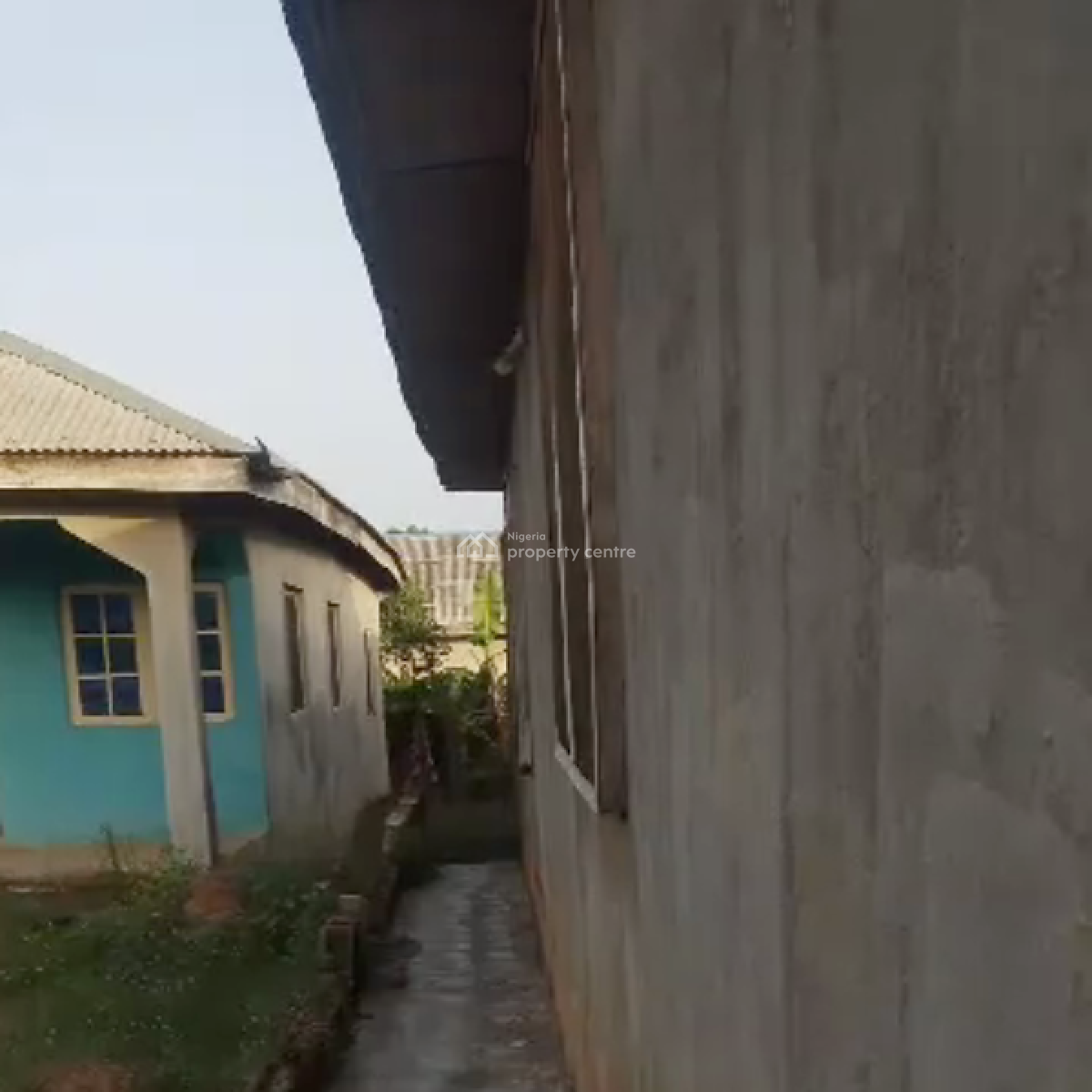 3 Bedroom with 2 No of Uncompleted Mini Flat, Osere/matogun, Oke-aro, Ogun, Detached Bungalow for Sale