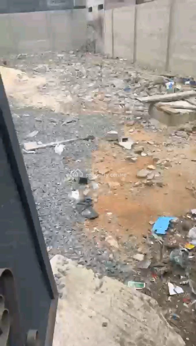 a Dry Half Plot of Land, Oluwakemi Street, Off Kayode Street, Onipanu, Shomolu, Lagos, Land for Sale