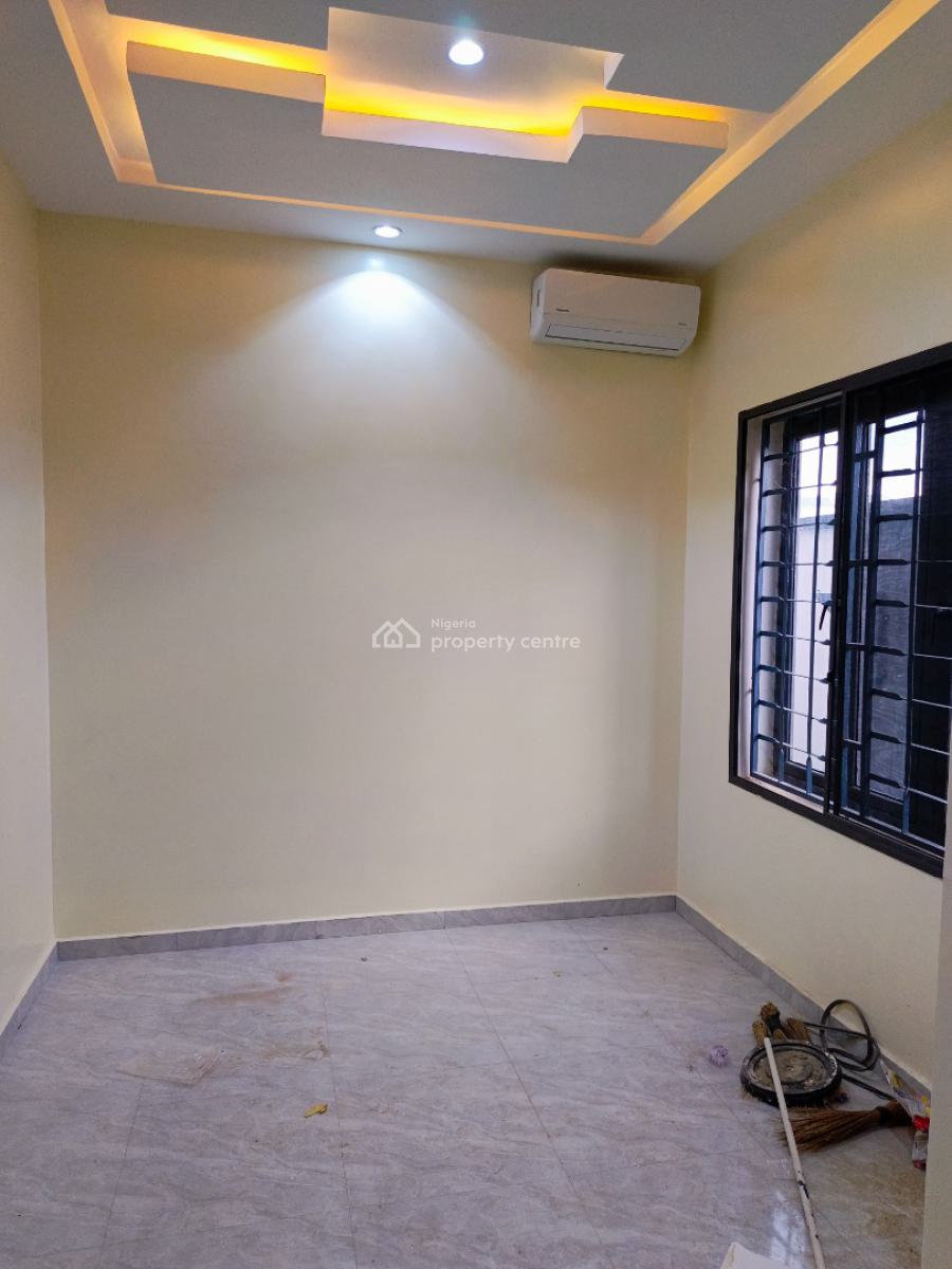 Brand New Serviced Self Contain, Serviced with Ac, Generator, Inverter, 24/7, Vip Homes Estate, Gaduwa, Abuja, Flat / Apartment for Rent