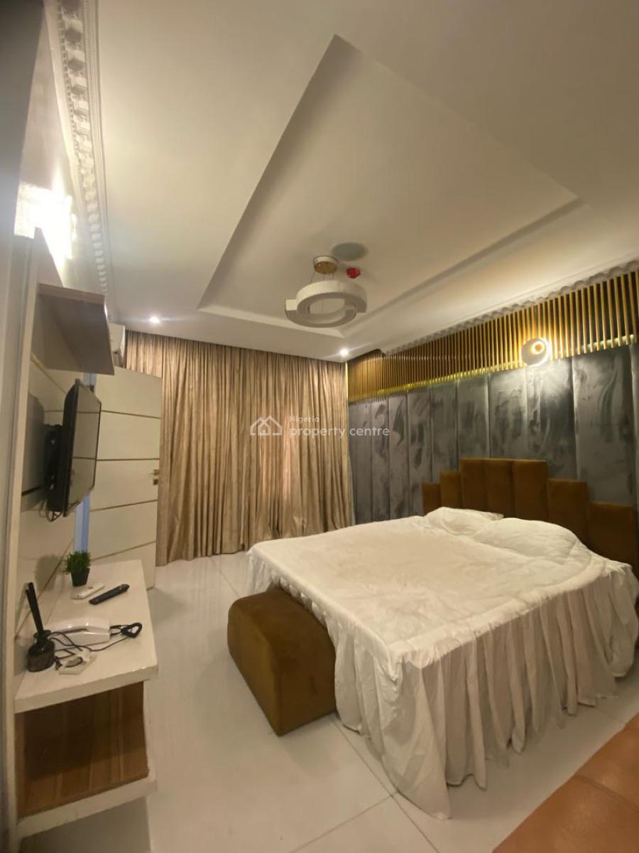 3 Spacious Bedrooms, Off Ahmadu Bello Way Access Through Louis Solomon Street, Victoria Island (vi), Lagos, Flat / Apartment for Rent
