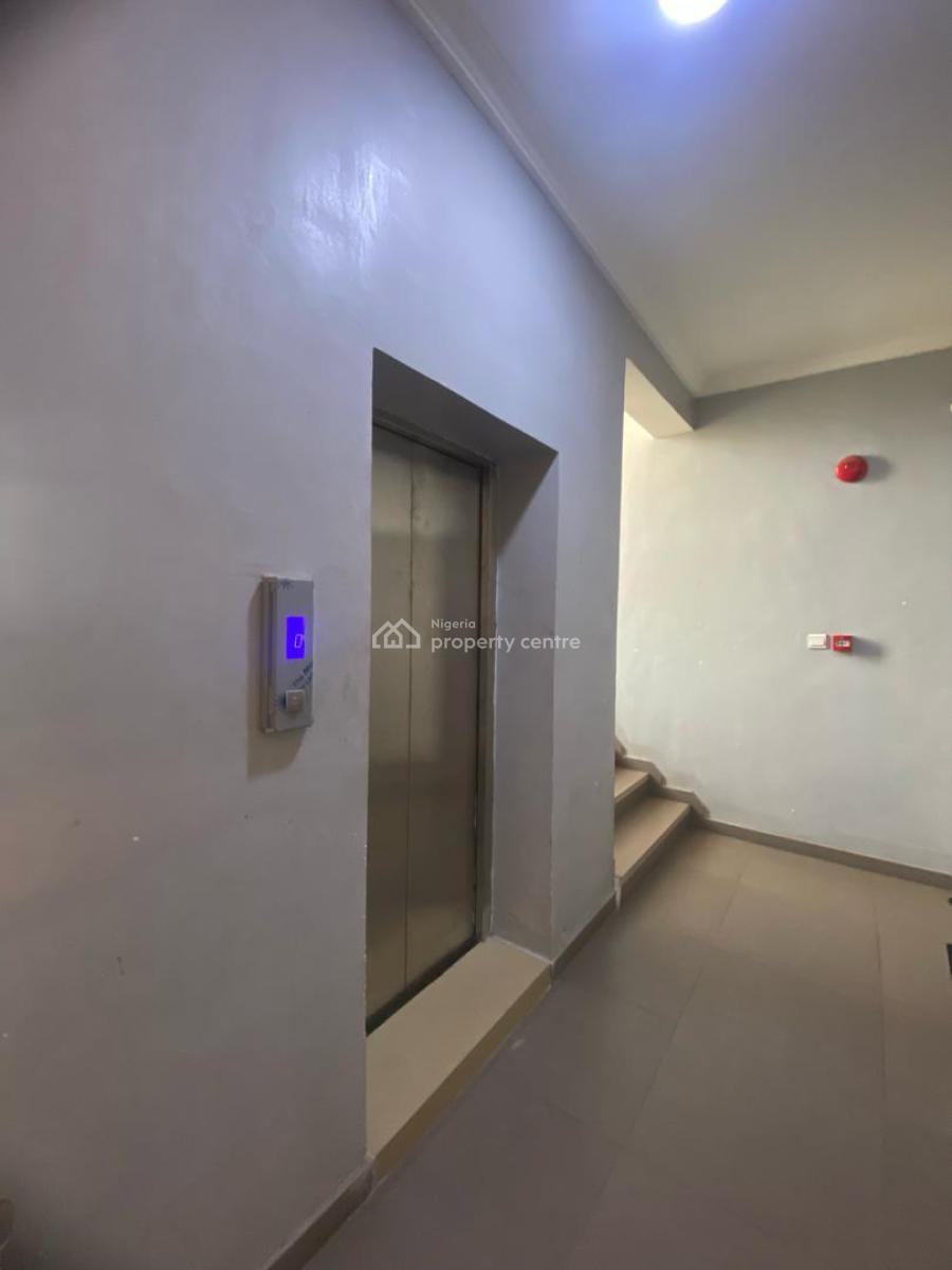 3 Spacious Bedrooms, Off Ahmadu Bello Way Access Through Louis Solomon Street, Victoria Island (vi), Lagos, Flat / Apartment for Rent