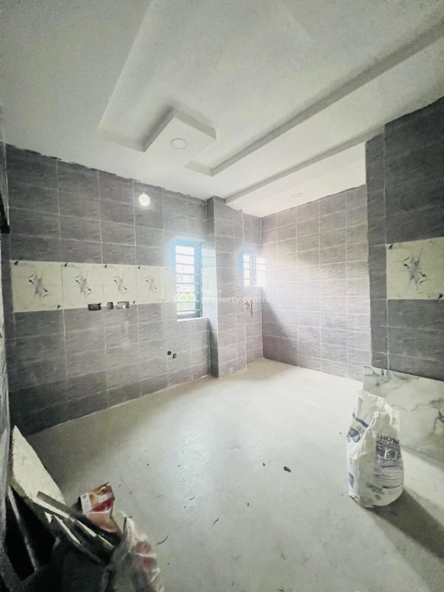Magnificently 5 Bedroom Terrace Duplex Plus Bq in a Haven Estate., Maryland, Lagos, House for Sale