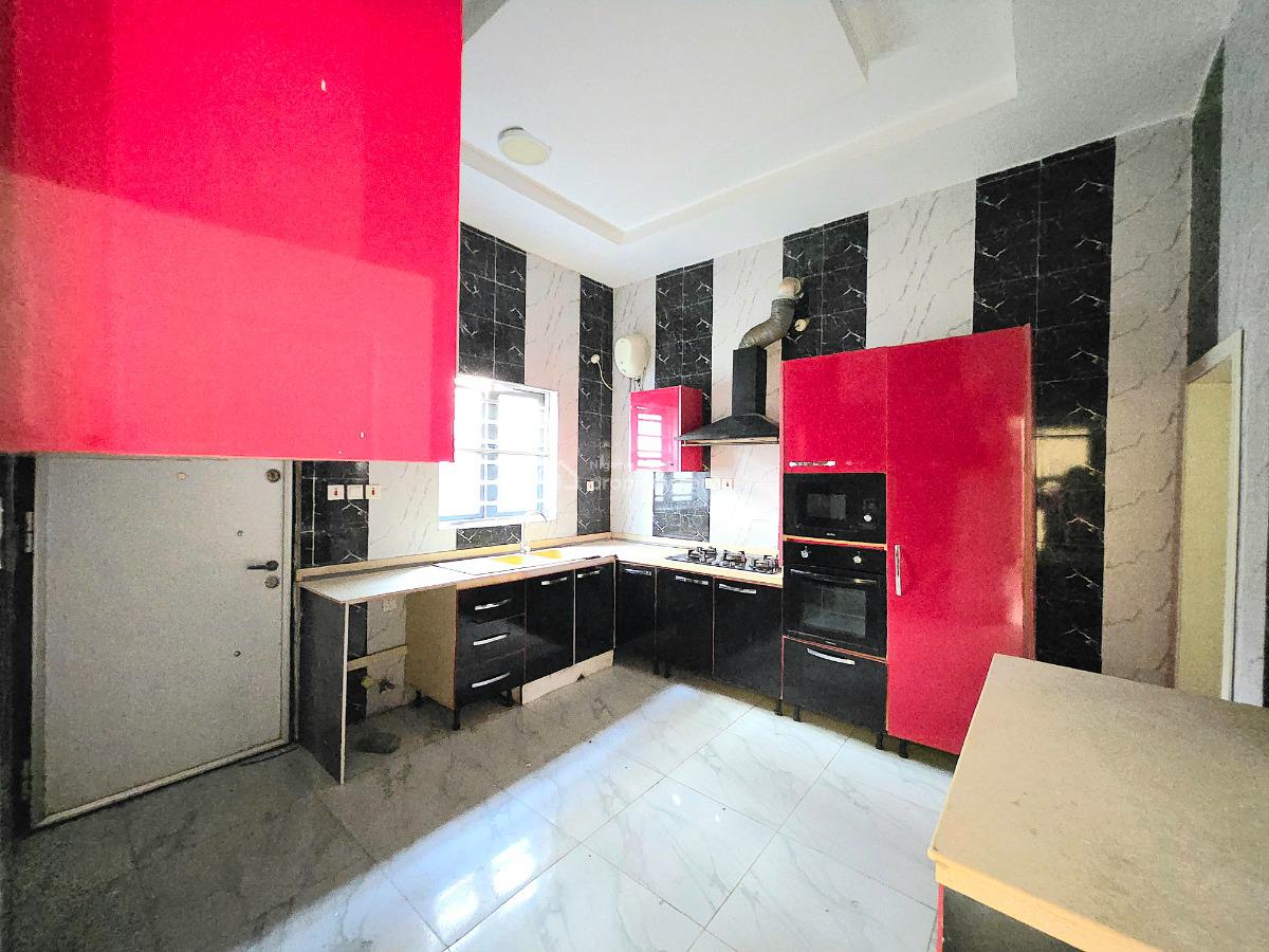 Newly Renovated 4 Bedroom House, Chevron Right Side, Lekki Phase 1, Lekki, Lagos, Terraced Duplex for Rent