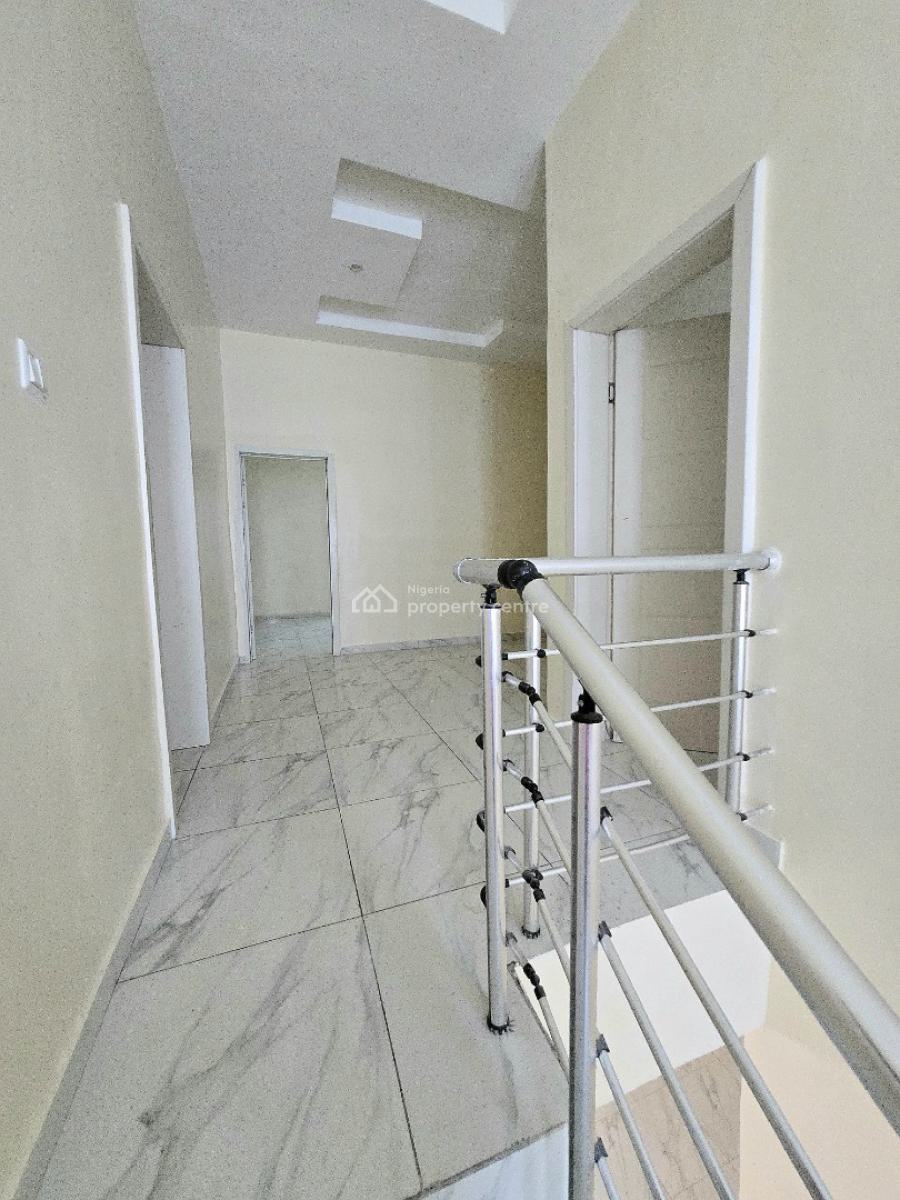 Newly Renovated 4 Bedroom House, Chevron Right Side, Lekki Phase 1, Lekki, Lagos, Terraced Duplex for Rent