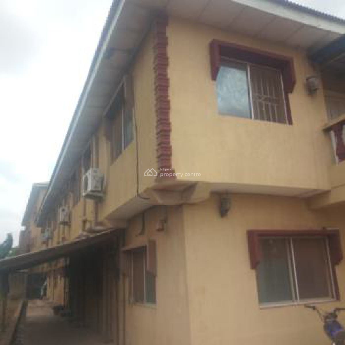 Luxury Exclusively Built & Structured Functioning Lounge & Hotel, Off Shell Petroleum/ Coca- Cola Road, Oju- Ore, Bus Stop., Ado-odo/ota, Ogun, Hotel / Guest House for Sale