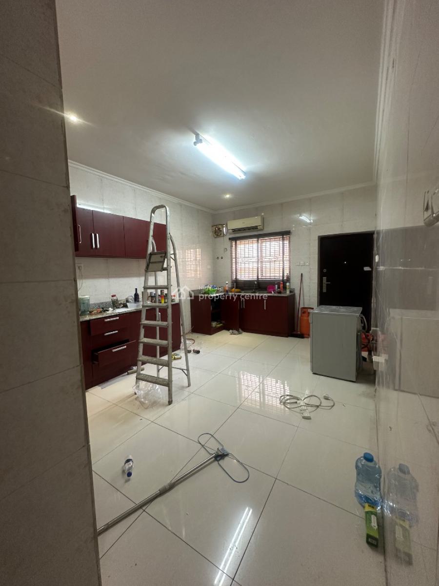 Well Maintained, Fully Serviced, 4 Bedroom Duplex with a Bq, Bourdillion, Chevron, Lekki, Lagos, Semi-detached Duplex for Rent