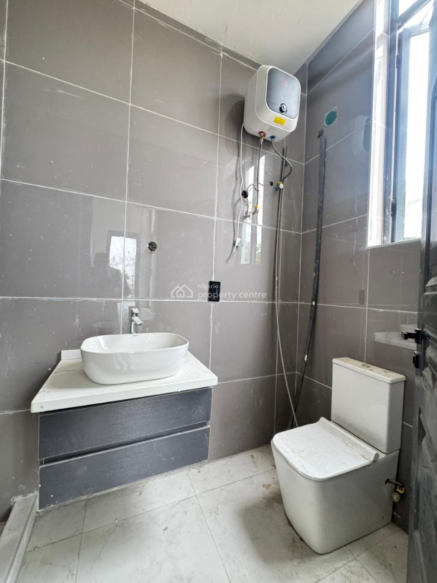 a Luxury 2 Bedroom Apartment, Lekki, Lagos, Flat / Apartment for Sale