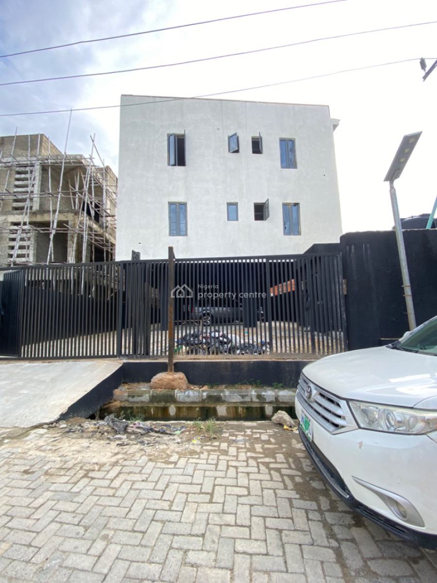 Nicely Built 2 Bedrooms Apartment, Lekki Phase 1, Lekki, Lagos, Flat / Apartment for Sale