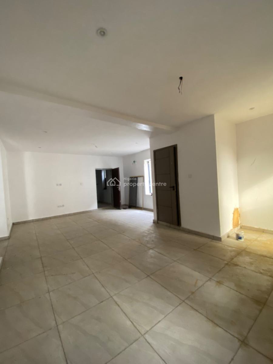 Nicely Built 2 Bedrooms Apartment, Lekki Phase 1, Lekki, Lagos, Flat / Apartment for Sale
