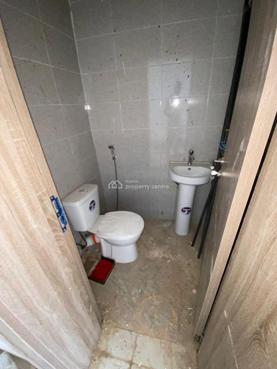 Sharp and Spacious 1 Bedroom with Dinning (2 Toilets), Dawaki, Gwarinpa, Abuja, Flat / Apartment for Rent