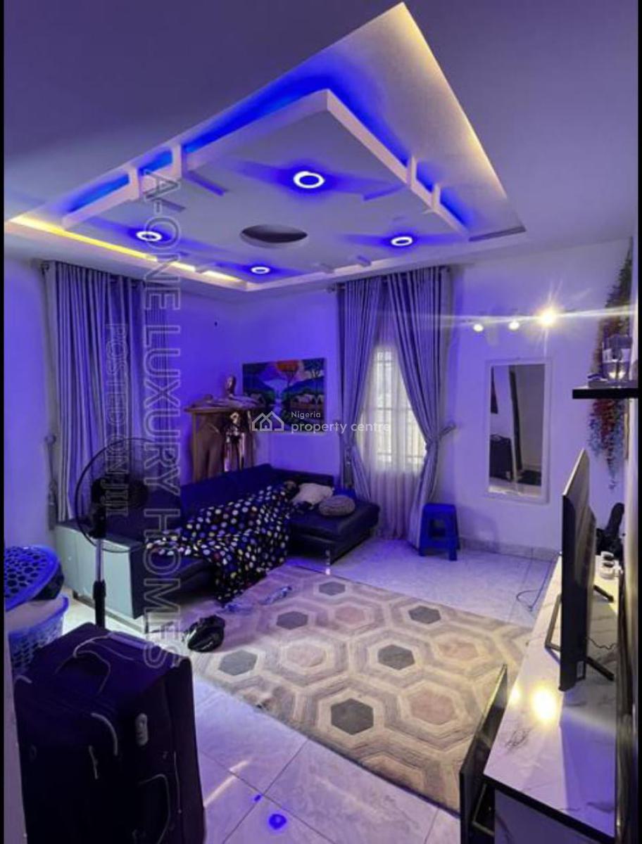 Sharp and Spacious 1 Bedroom with Dinning (2 Toilets), Dawaki, Gwarinpa, Abuja, Flat / Apartment for Rent