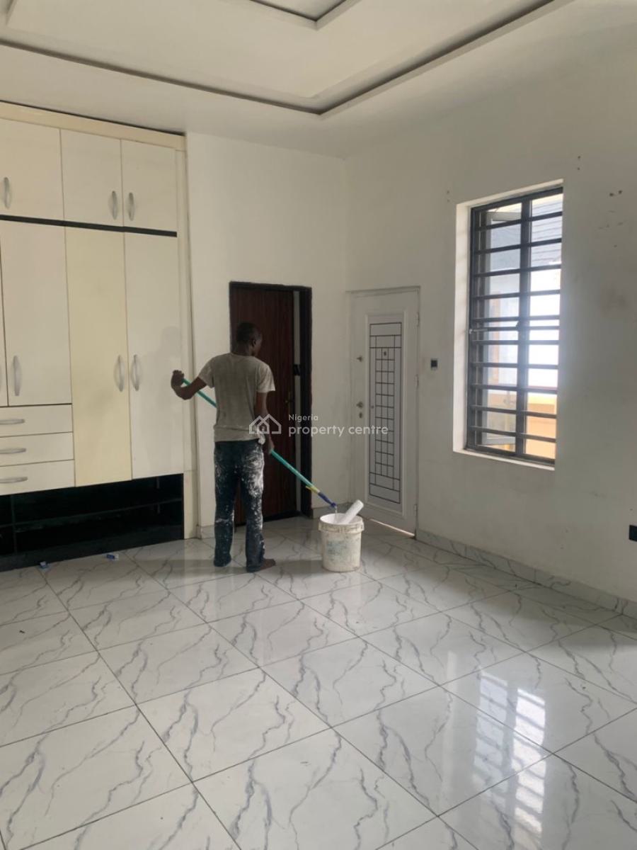 Lovely Serviced 4 Bedroom Terrace Duplex Within a Nice Neighborhood, Orchid Road, Lekki, Lagos, Terraced Duplex for Rent