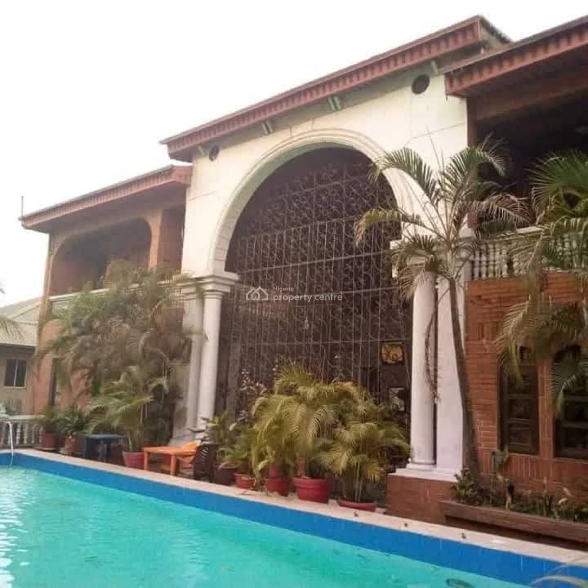 a Well Maintained 3 Bedroom Serviced Flat, Ikeja Gra, Ikeja, Lagos, Flat / Apartment for Rent