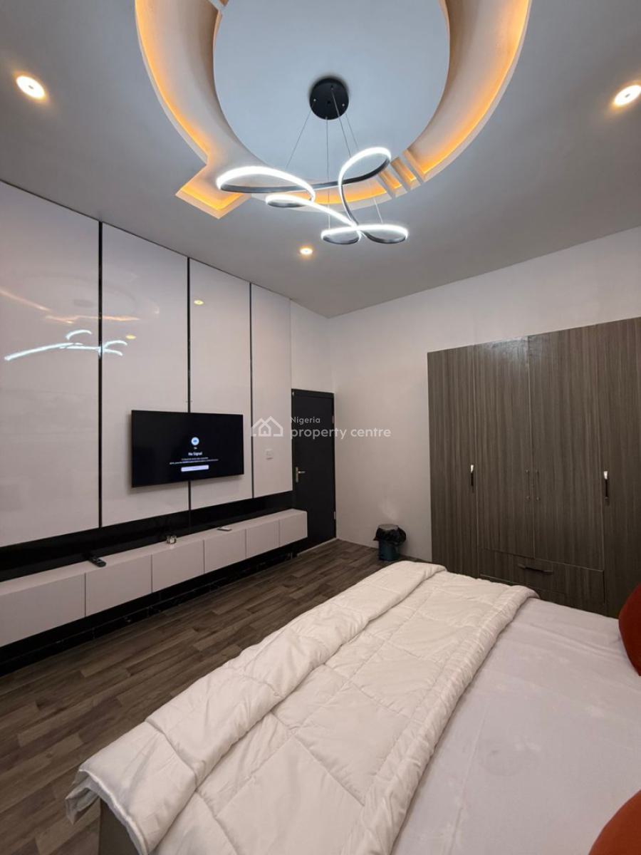 Luxurious 1 Bedroom Apartment with Ps5, Osapa, Lekki, Lagos, Mini Flat (room and Parlour) Short Let