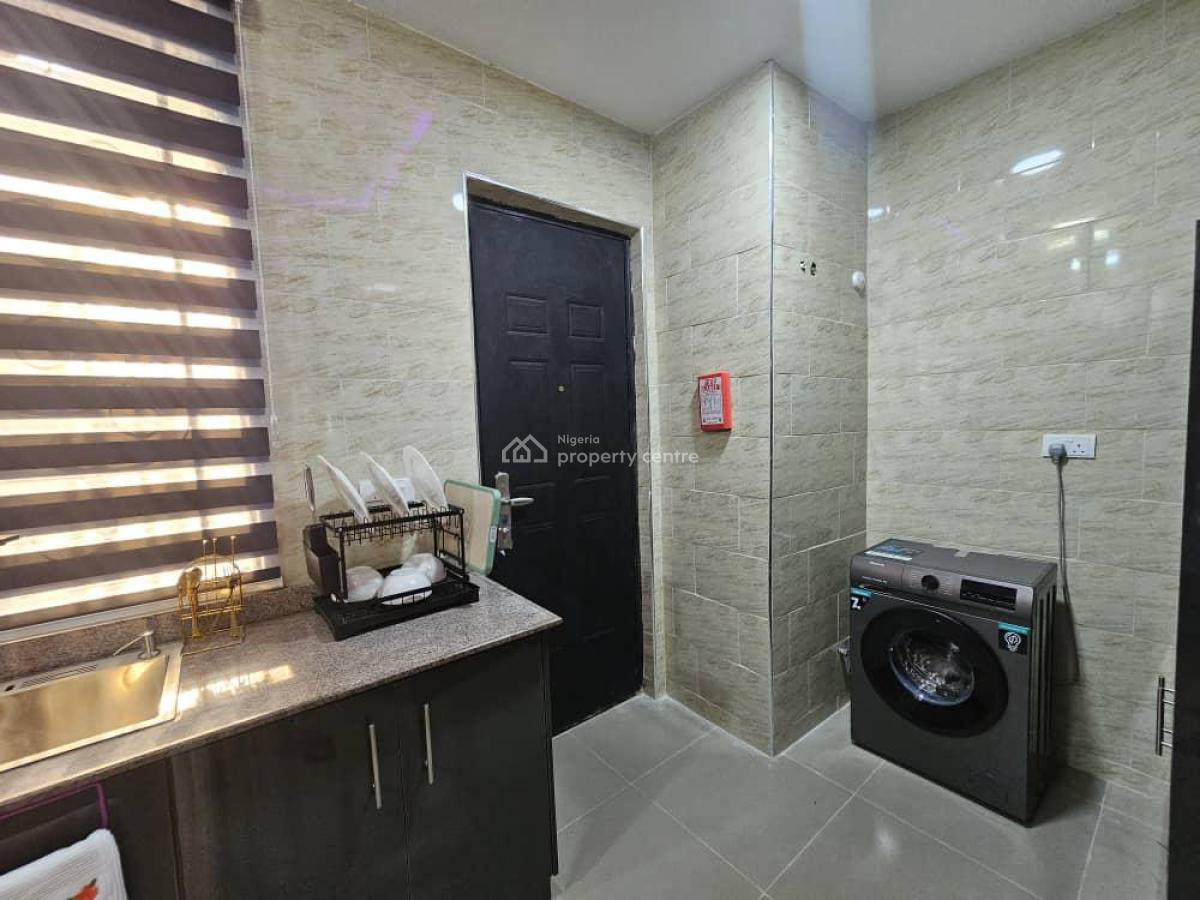 4 Units of 3 Bedroom, Lekki Phase 1, Lekki, Lagos, House Short Let