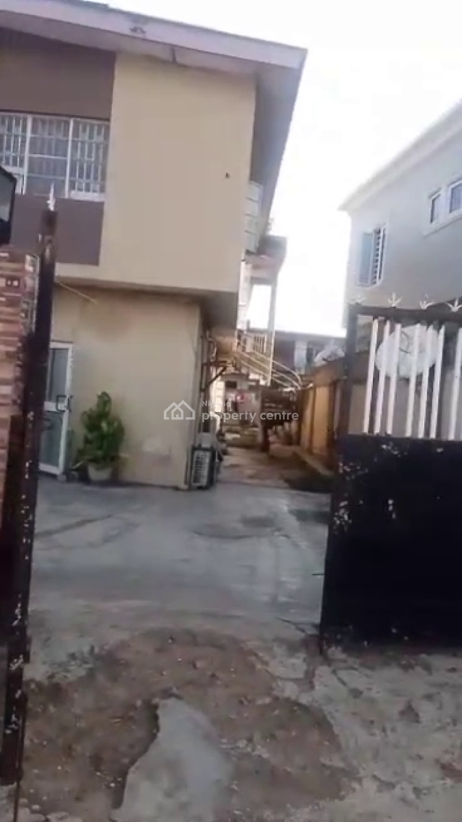 4 Sets of 3 Bedroom Flat, Akowonjo, Alimosho, Lagos, Block of Flats for Sale