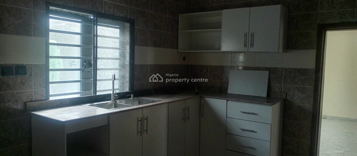 Luxury 3-bedroom Terrace Duplex with 24hrs Solar Light in an Estate, Sangotedo, Ajah, Lagos, Semi-detached Duplex for Rent