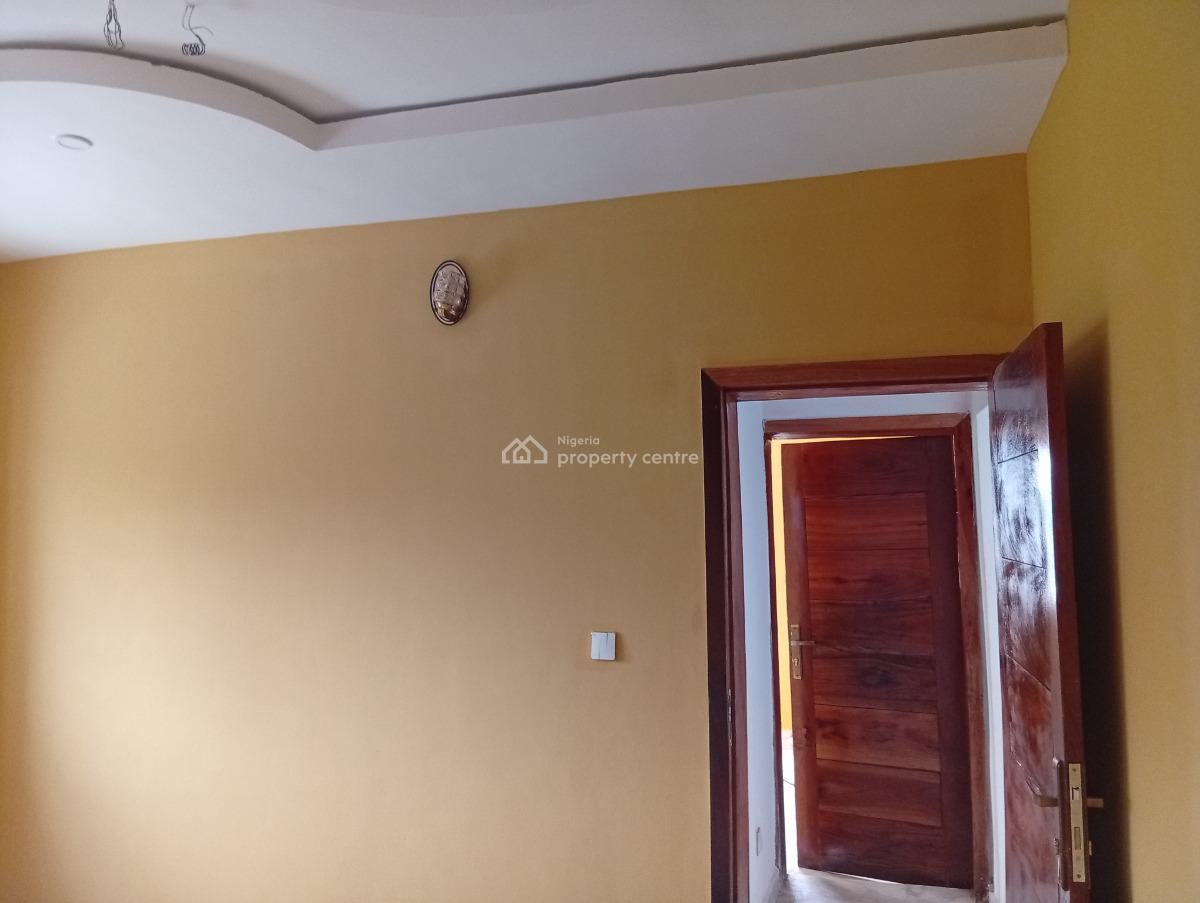 3 Bedrooms Flat, Upstairs, Off Jehovah Witness Road, Elemoro, Bogije, Ibeju Lekki, Lagos, House for Rent
