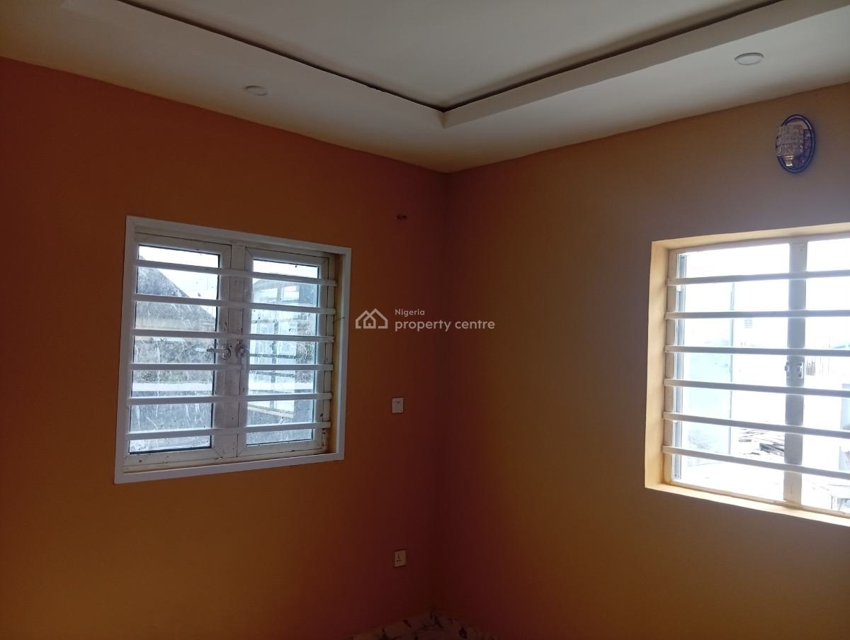 3 Bedrooms Flat, Upstairs, Off Jehovah Witness Road, Elemoro, Bogije, Ibeju Lekki, Lagos, House for Rent