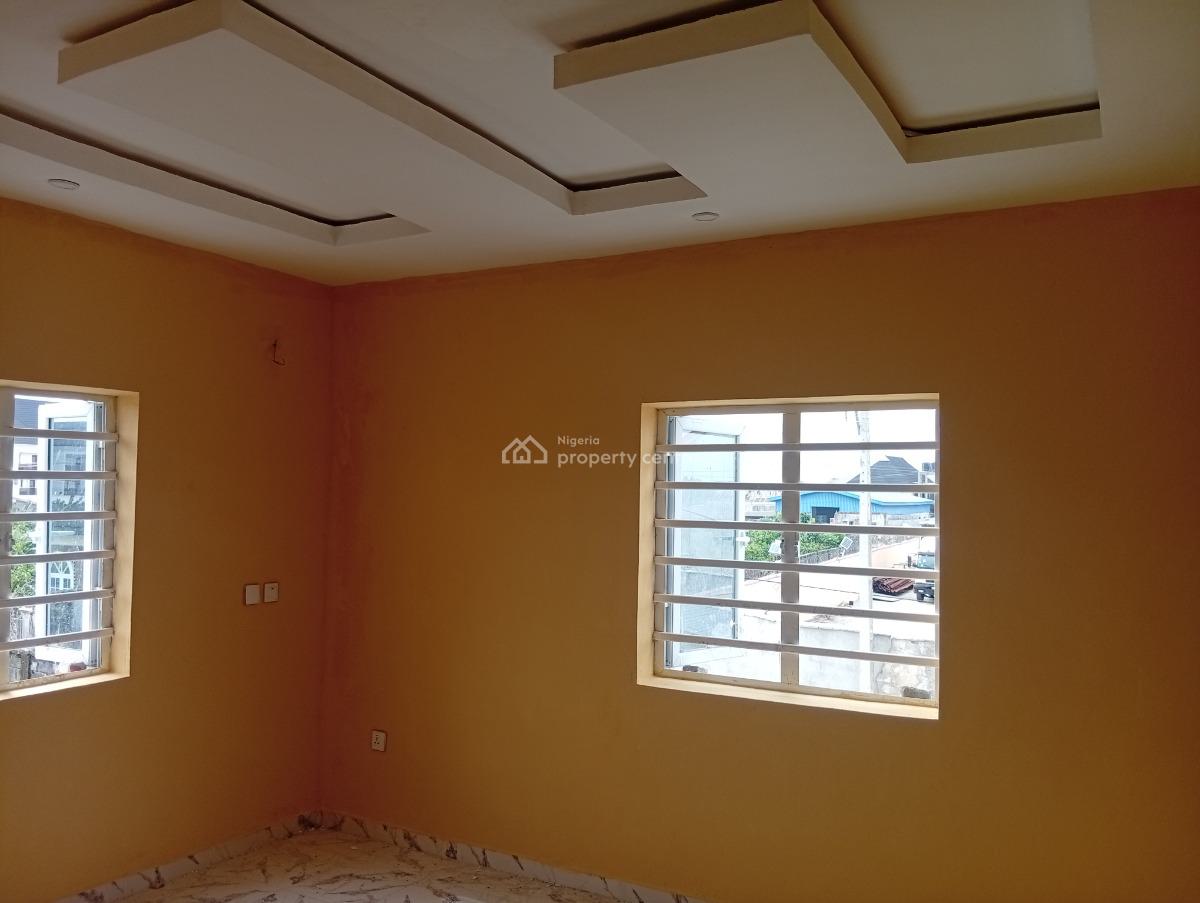 3 Bedrooms Flat, Upstairs, Off Jehovah Witness Road, Elemoro, Bogije, Ibeju Lekki, Lagos, House for Rent