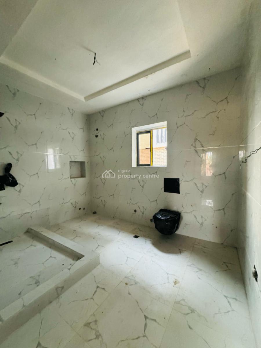 5 Bedroom House Plus 2bqs in a Serene Location., Ikeja Gra, Ikeja, Lagos, House for Sale