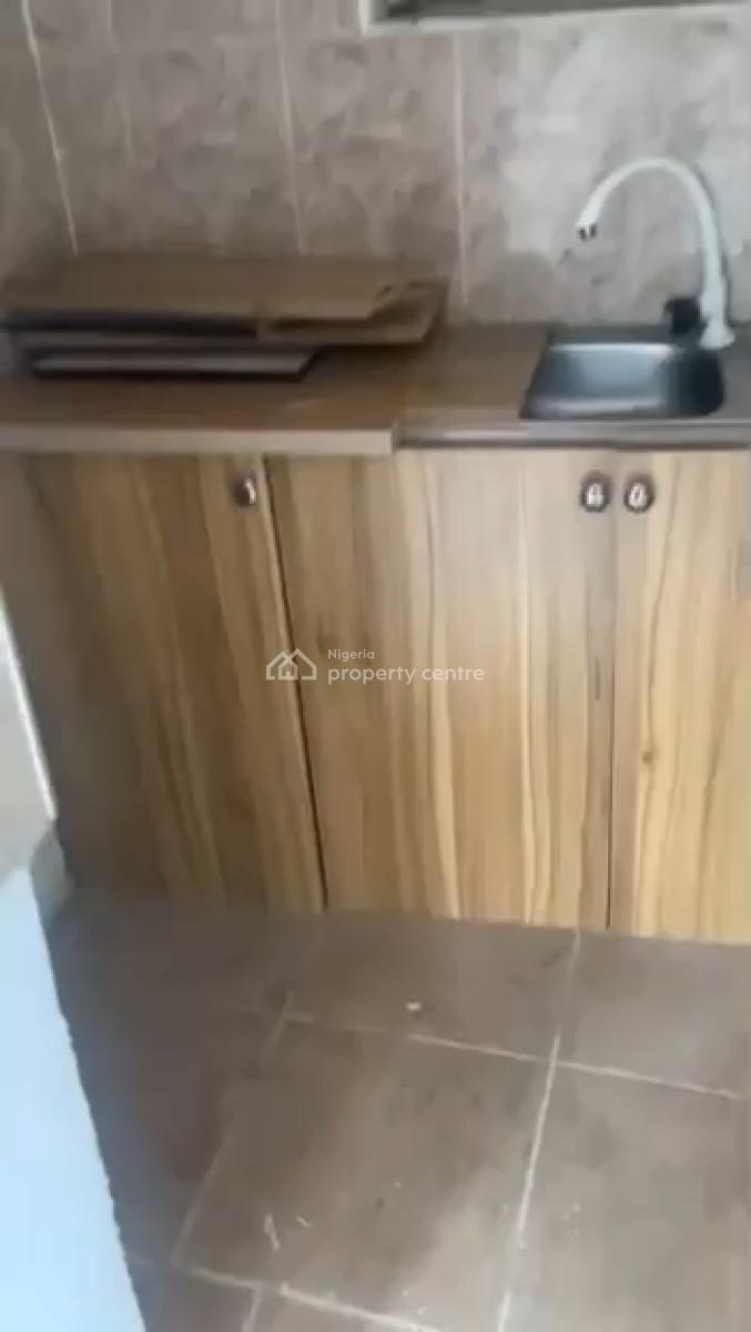 a Standard Pay and Pack in Roomself Apartment (upstairs), Off Morocco Road, Shomolu, Lagos, Self Contain (single Rooms) for Rent