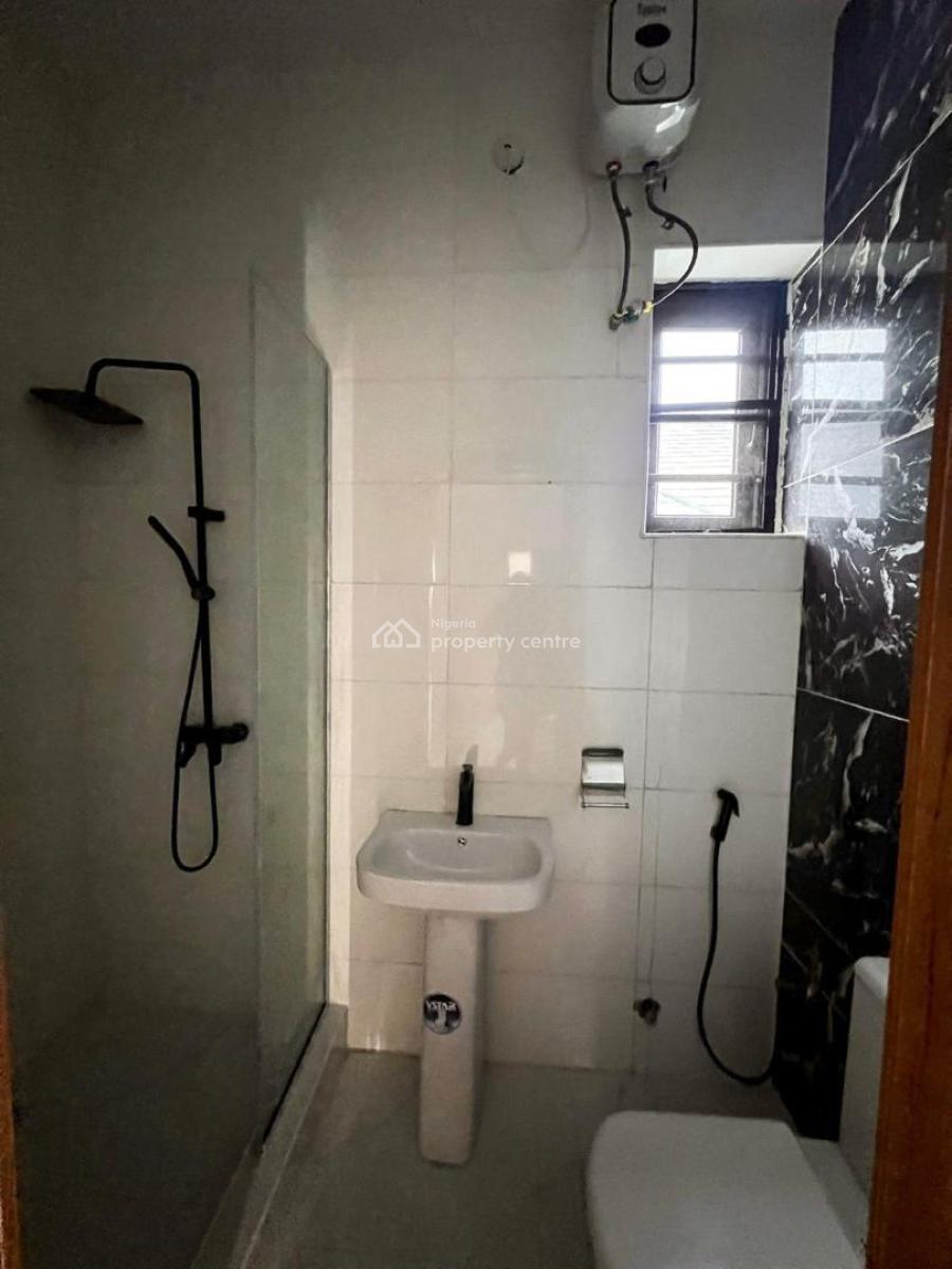 Executive Very Spacious Luxury 2bedroom Apartment, Orchid Hotel Road, Lekki, Lagos, Flat / Apartment for Rent
