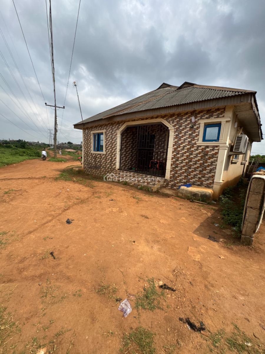 2 Bedroom Flat, Odonguyan, Ikorodu, Lagos, Detached Bungalow for Sale
