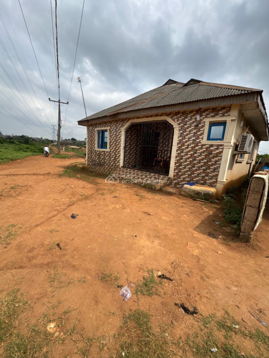 2 Bedroom Flat, Odonguyan, Ikorodu, Lagos, Detached Bungalow for Sale
