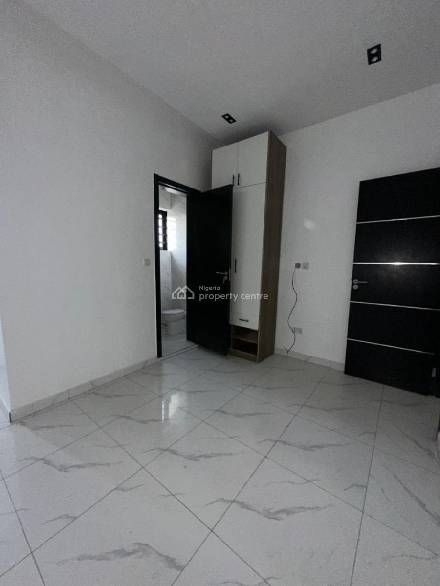 Well-finished 4-bedroom Semi-detached Duplex with Bq, Orchid, Lekki, Lagos, Semi-detached Duplex for Sale