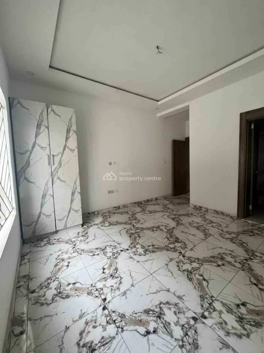 Executive Newly Built 2bedroom Apartment, Mobil Road, Ilaje, Ajah, Lagos, Flat / Apartment for Rent