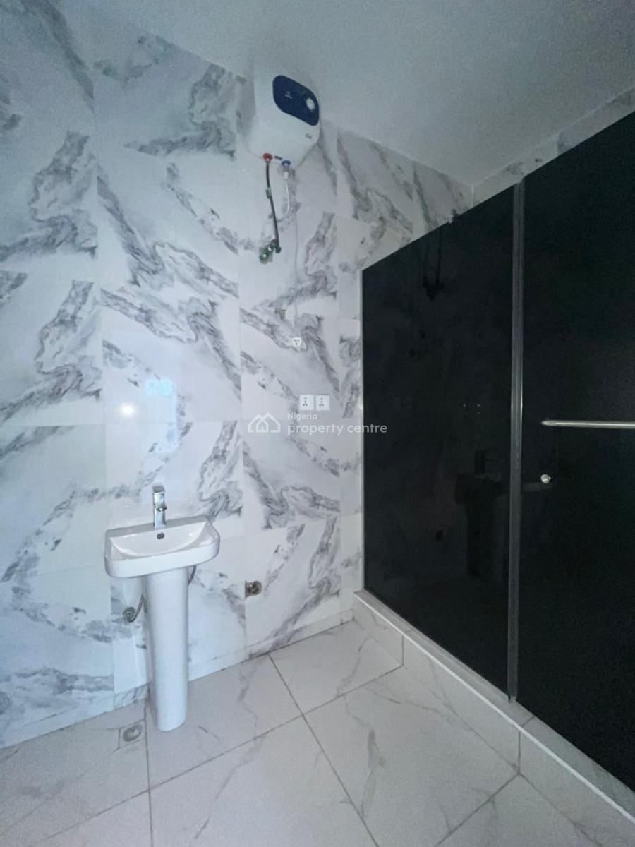 Executive Newly Built 2bedroom Apartment, Mobil Road, Ilaje, Ajah, Lagos, Flat / Apartment for Rent