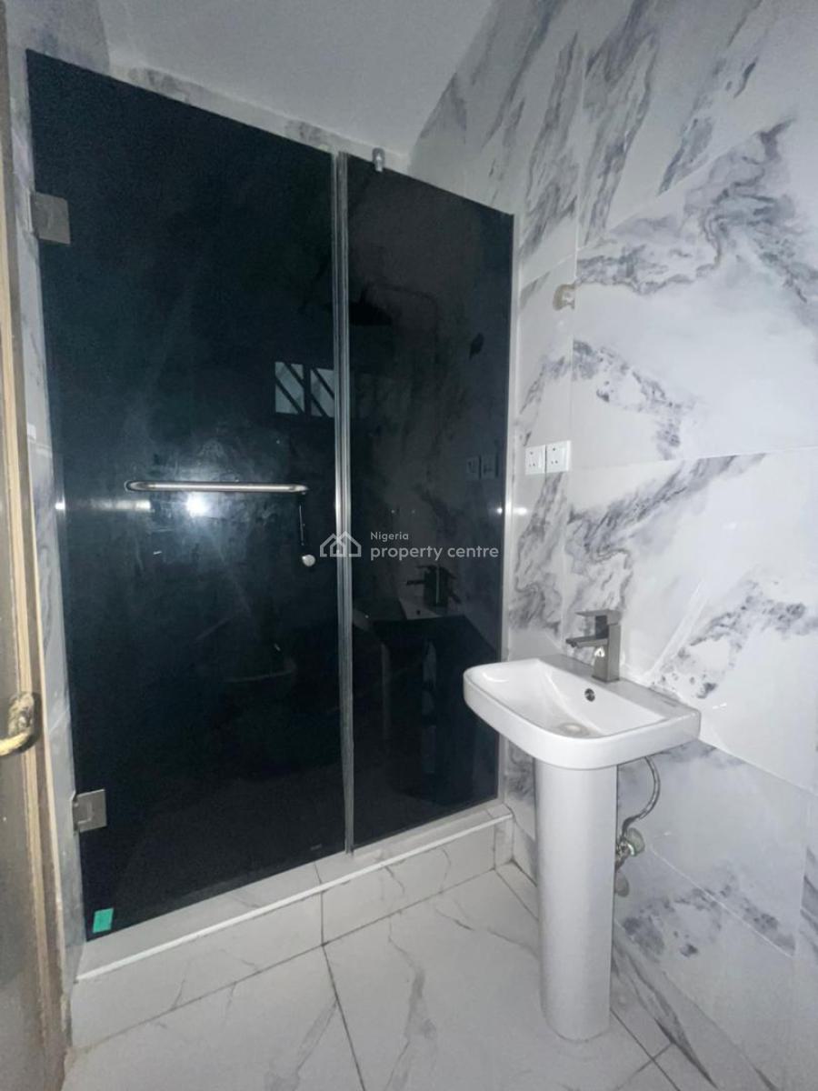 Executive Newly Built 2bedroom Apartment, Mobil Road, Ilaje, Ajah, Lagos, Flat / Apartment for Rent