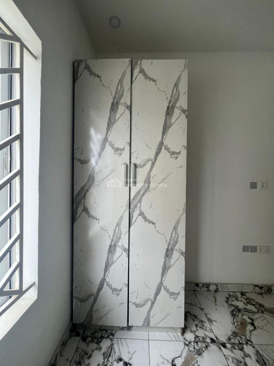 Executive Newly Built 2bedroom Apartment, Mobil Road, Ilaje, Ajah, Lagos, Flat / Apartment for Rent