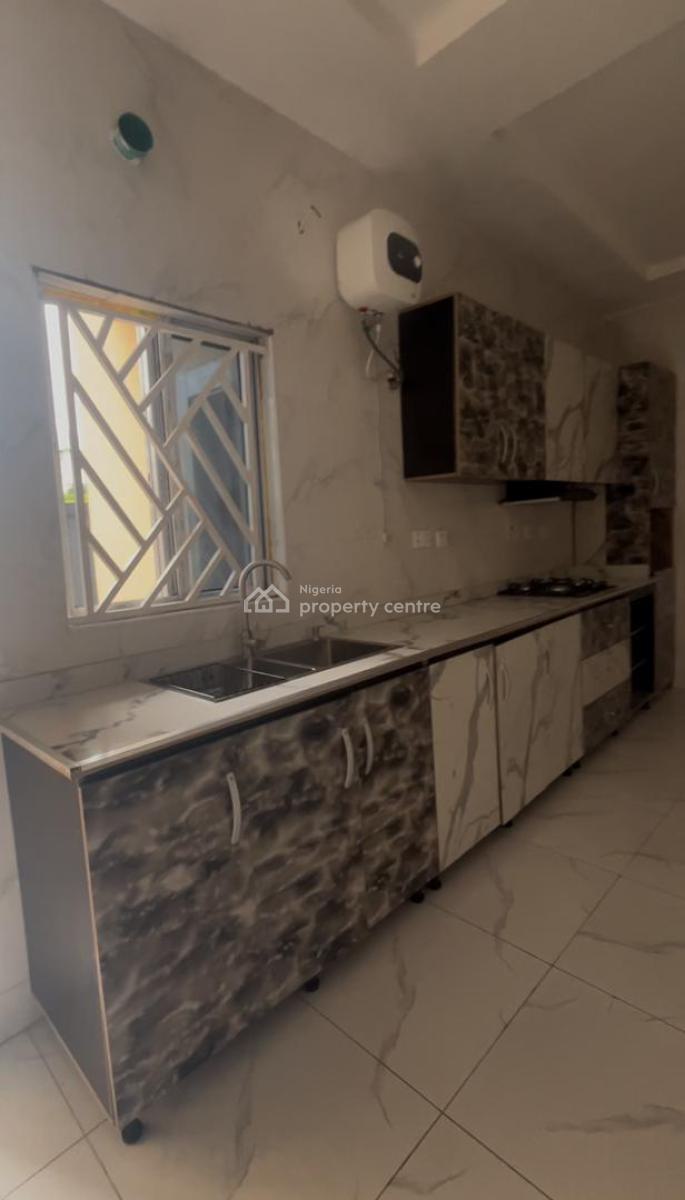 Executive Newly Built 2bedroom Apartment, Mobil Road, Ilaje, Ajah, Lagos, Flat / Apartment for Rent