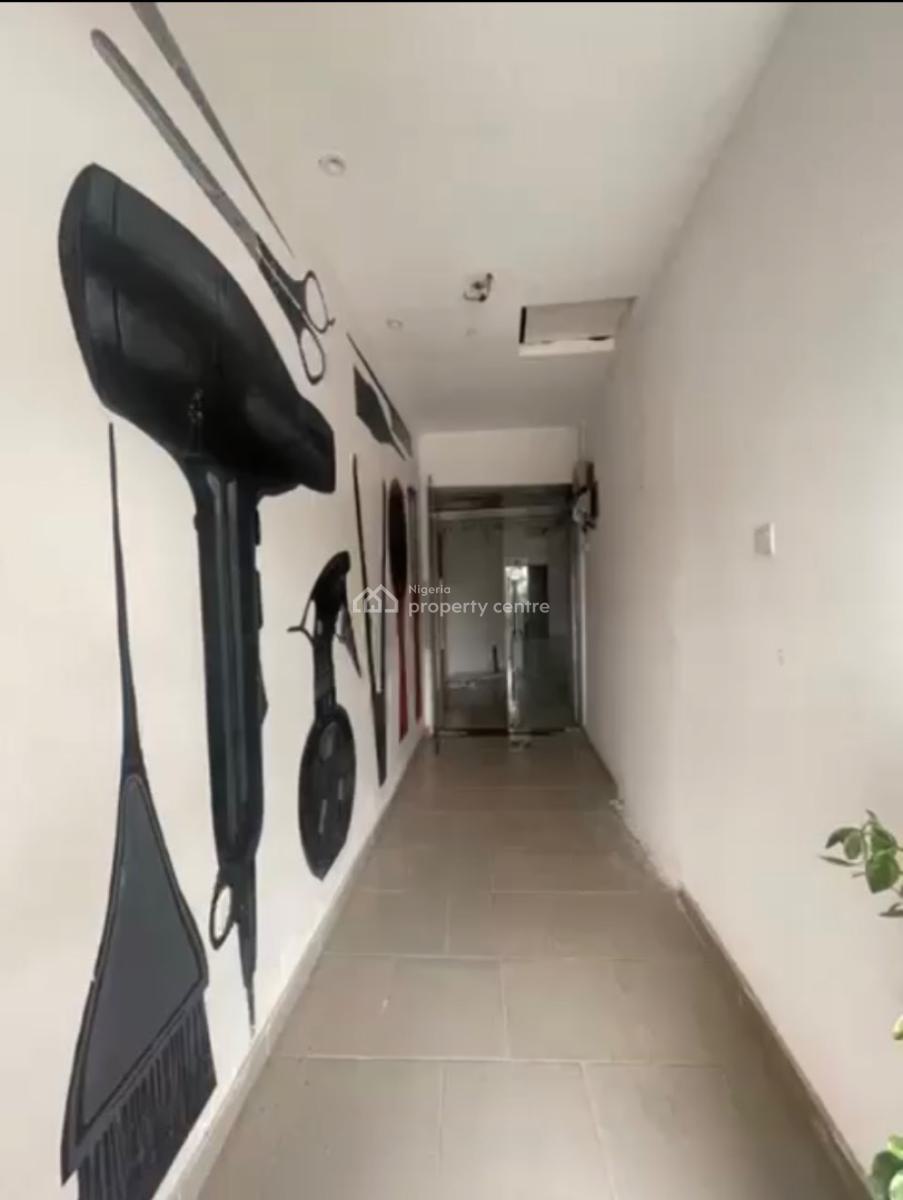 a Standard, Exquisite 4-in-1 Shop Space, Lekki Phase 1, Lekki, Lagos, Shop for Rent