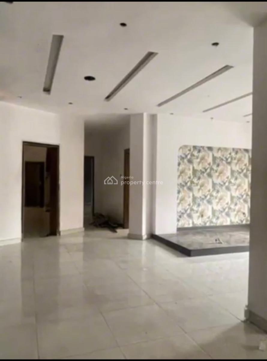 a Standard, Exquisite 4-in-1 Shop Space, Lekki Phase 1, Lekki, Lagos, Shop for Rent