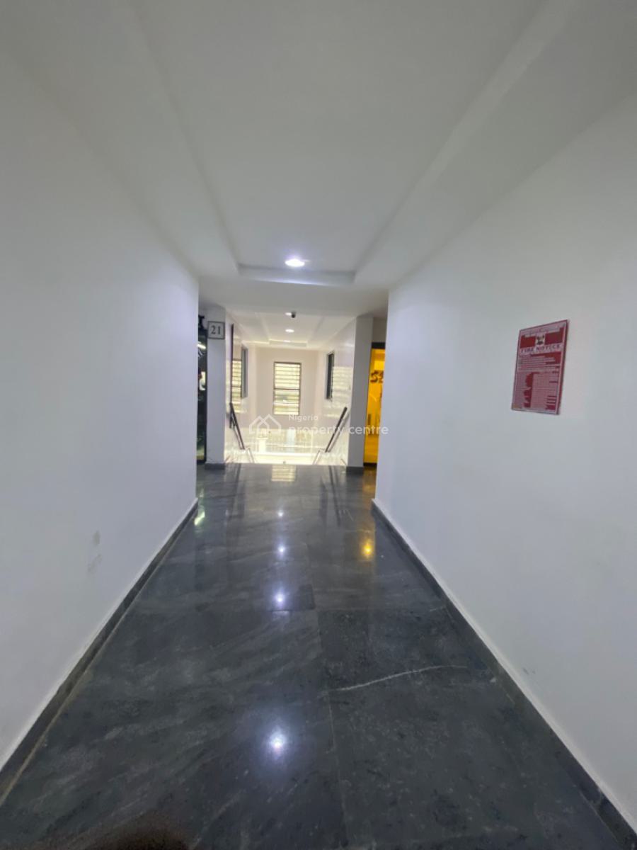 33 Square Meters Office Space/ Serviced (mall), Phase One Lekki, Lekki Phase 1, Lekki, Lagos, Plaza / Complex / Mall for Rent