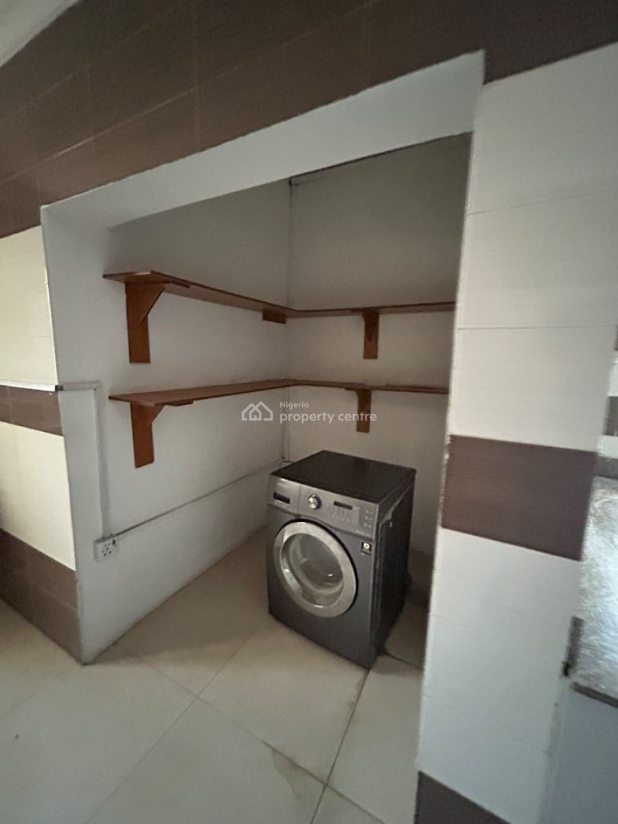 Large Unfurnished 3 Bedroom, Old Ikoyi, Ikoyi, Lagos, Flat / Apartment for Rent