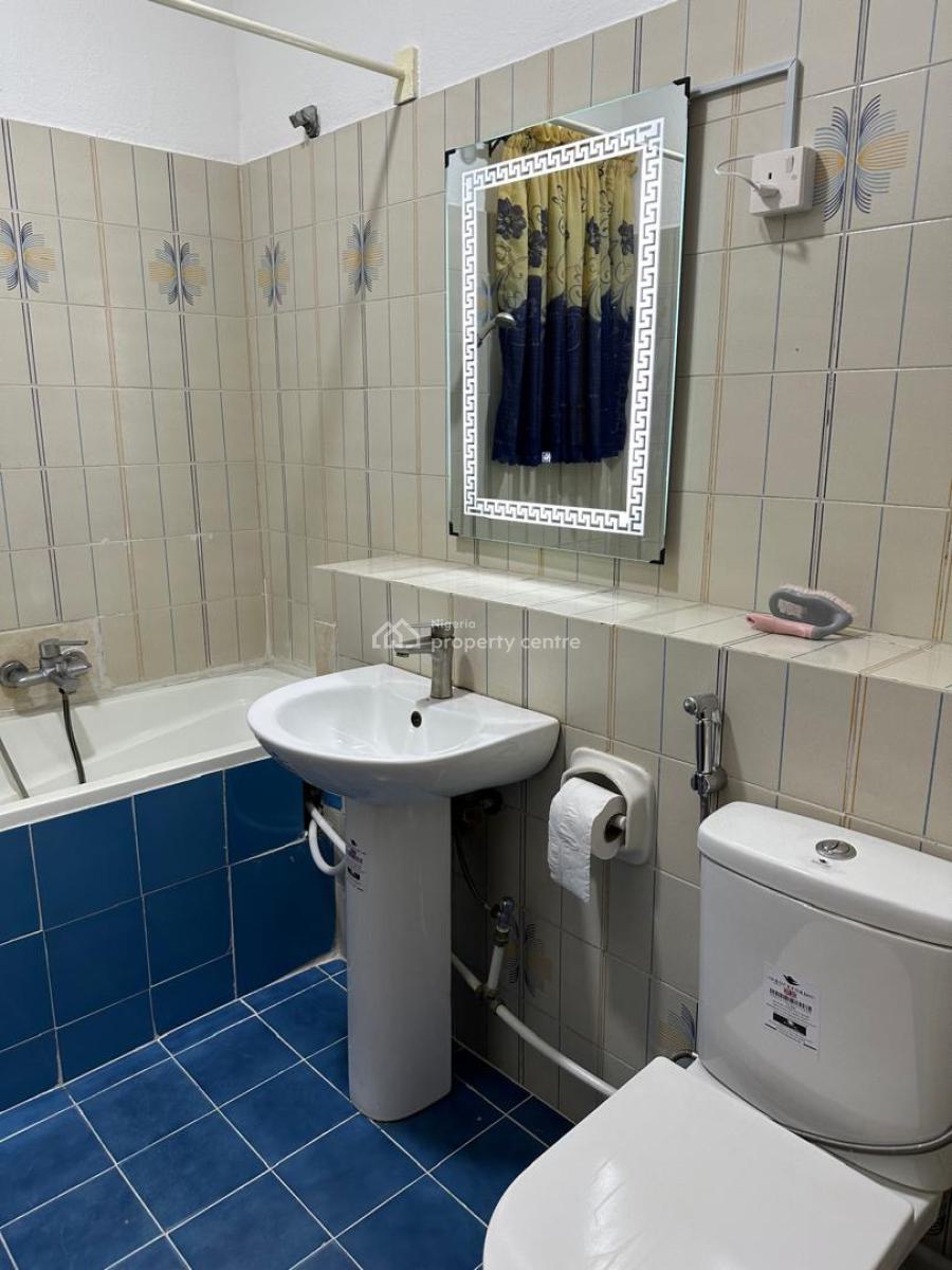 Massive 3 Bedroom Flat, Victoria Island (vi), Lagos, Flat / Apartment for Rent
