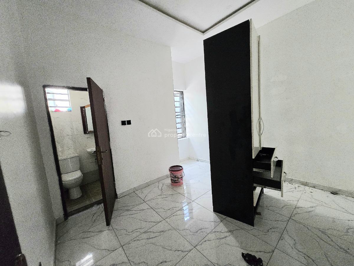 Newly Refurbished 4 Bedroom Duplex, Off Orchid Road, Lekki, Lagos, Terraced Duplex for Rent