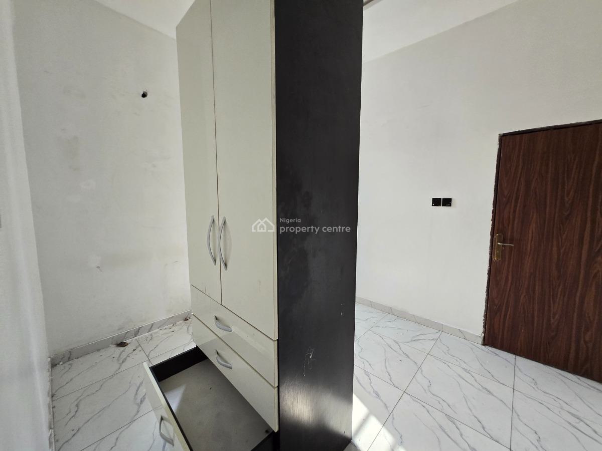 Newly Refurbished 4 Bedroom Duplex, Off Orchid Road, Lekki, Lagos, Terraced Duplex for Rent