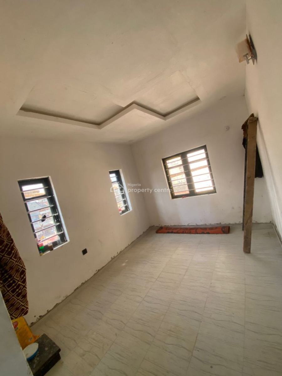 a Luxury, Super-clean, Modern 6 Unit of 2-bedroom Apartment, Both En-s, Off Stadium Road,kilo, Surulere, Lagos, Flat / Apartment for Rent