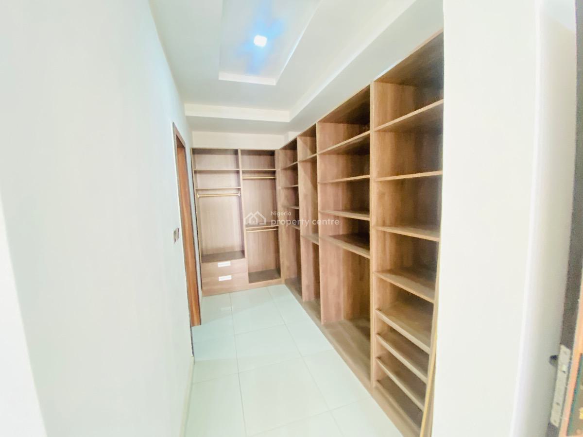Newly Built 4 Bedroom Pent House with Bq, Lounge & Swimming Pool, Chisco, Ikate, Lekki, Lagos, Block of Flats for Sale