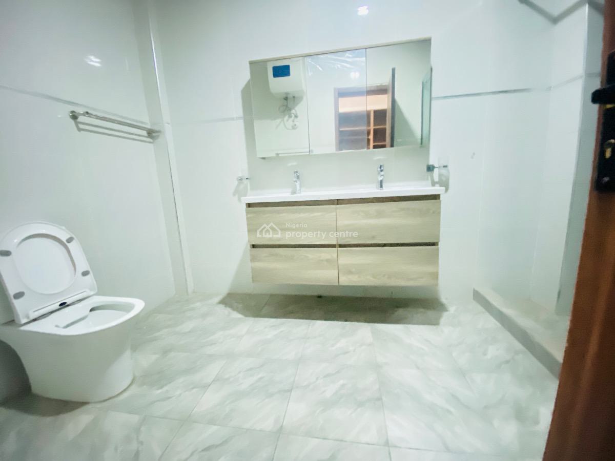 Newly Built 4 Bedroom Pent House with Bq, Lounge & Swimming Pool, Chisco, Ikate, Lekki, Lagos, Block of Flats for Sale