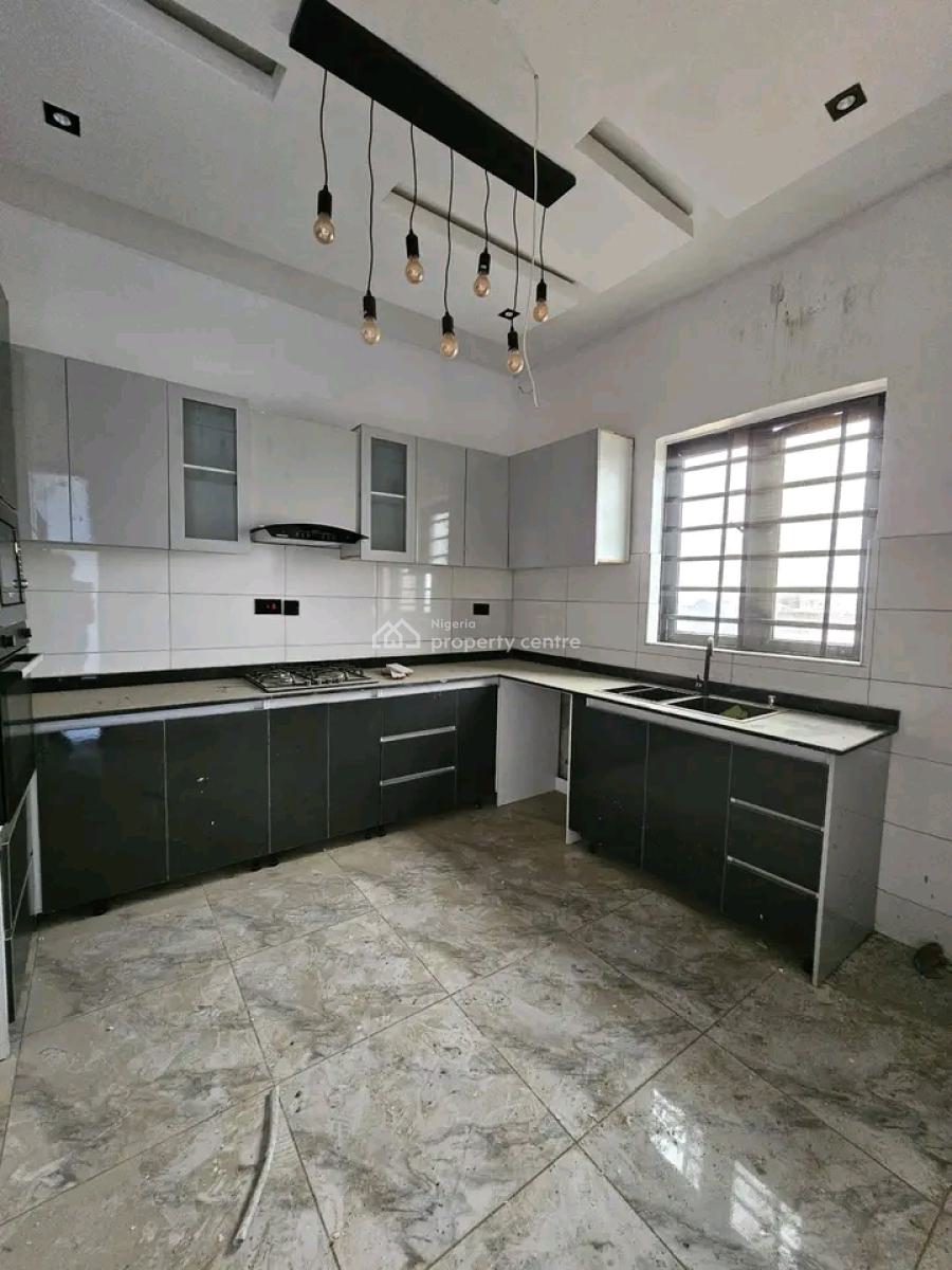 Fully Serviced 2 Bedroom Apartment with Swimming Pool & Gym, Ikate, Lekki, Lagos, Flat / Apartment for Sale