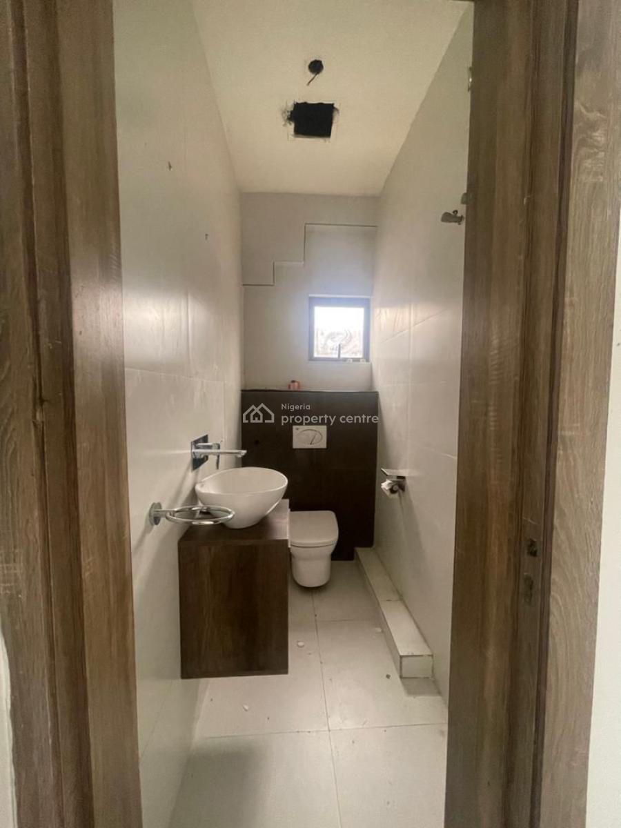 Remarkable 4 in One Shop Space, Lekki Phase 1, Lekki, Lagos, Shop for Rent