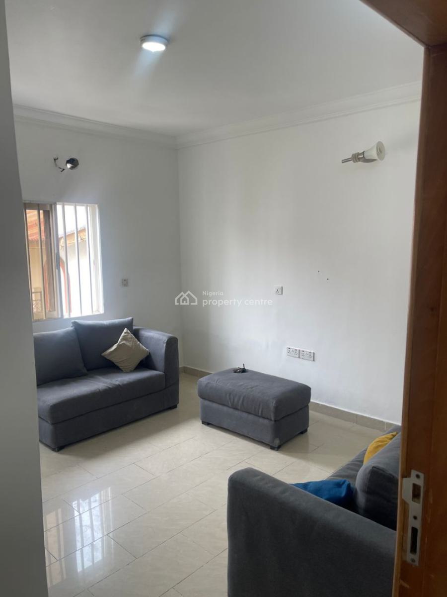 Executive Serviced 1 Bedroom Apartment in a Good and Secured Environs, Lekki Phase 1, Lekki, Lagos, Mini Flat (room and Parlour) for Rent