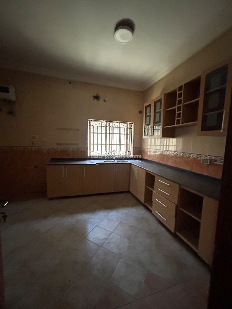 4 Bedrooms Semi Detached Duplex, Lekki Phase 1, Lekki, Lagos, Semi-detached Duplex for Rent